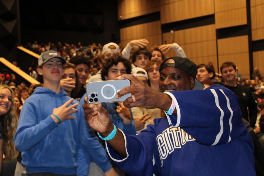 adams poses for a selfie with students during the Our House celebration September 29th!