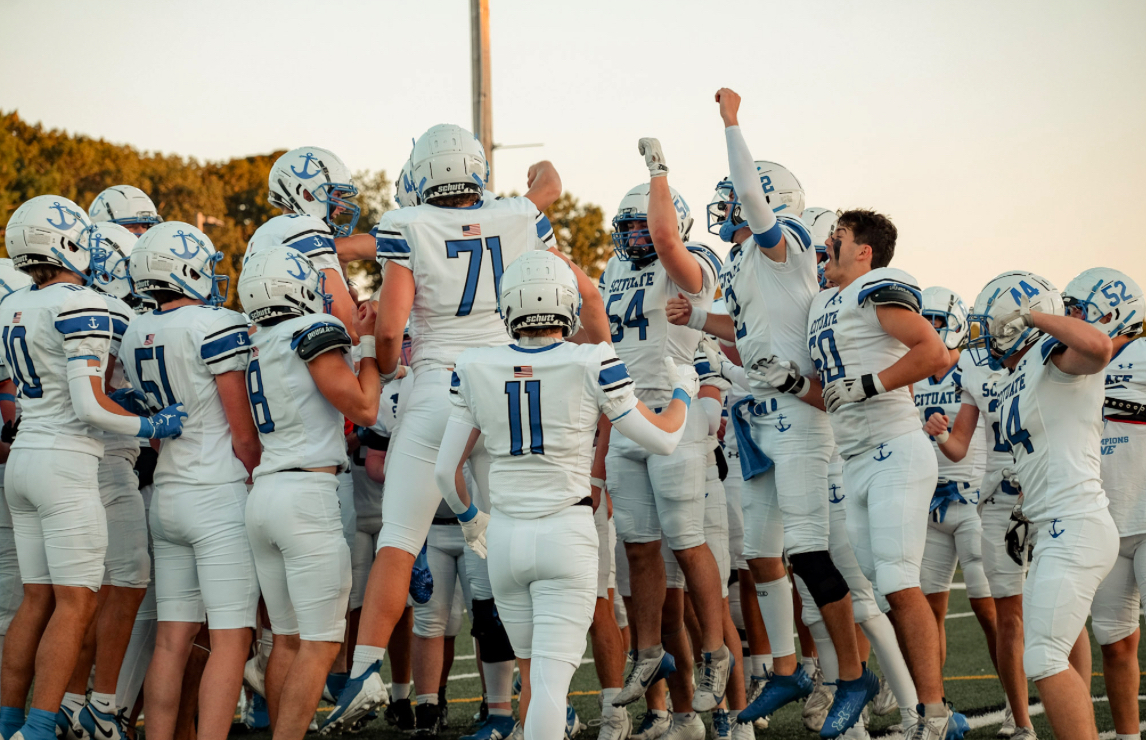 Sailors get amped before the game